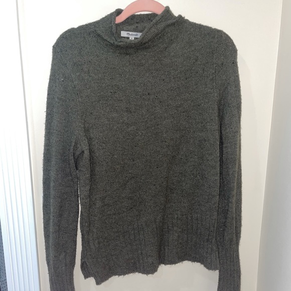 ⚡️$1 when bundled Madewell Crewneck/Turtleneck - Picture 3 of 16
